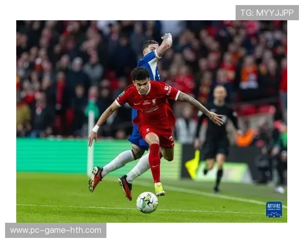 利物浦角球套路再现致命头球，英超绝妙战术诠释顶级足球智慧